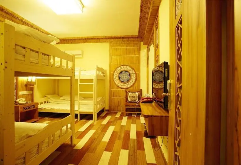 ルームシェアのワンベッド, 1982 Chujian International Youth Hostel