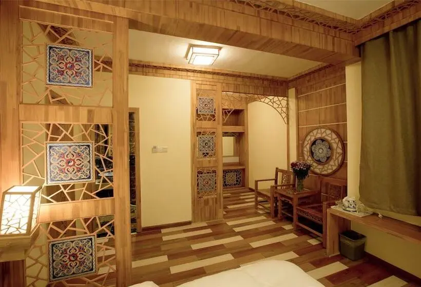 ファミリールーム, 1982 Chujian International Youth Hostel