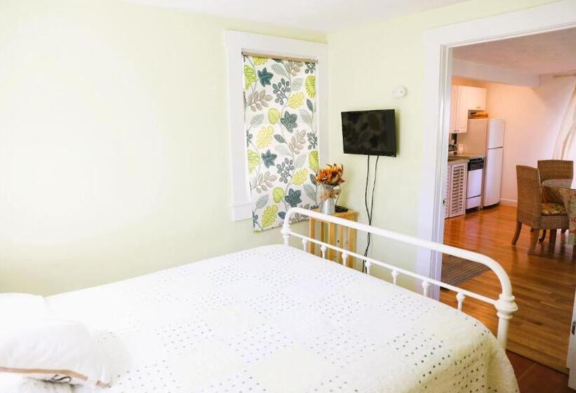 جناح ذو إطلالة جانبية على البحر, An English Garden Bed & Breakfast