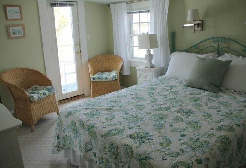 غرفة قياسية سرير مزدوج, An English Garden Bed & Breakfast