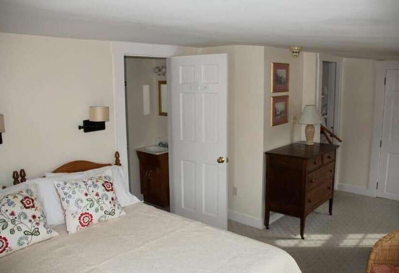 غرفة قياسية سرير مزدوج, An English Garden Bed & Breakfast