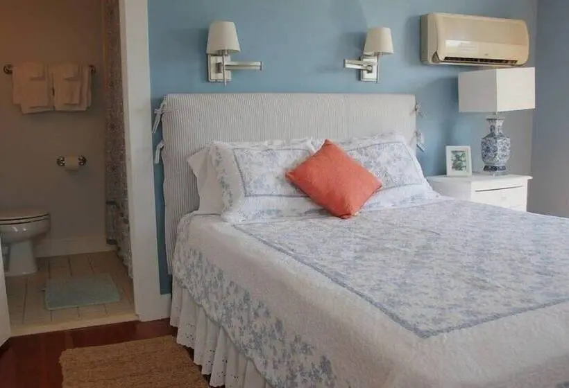 海の見えるダブルベッドスタンダードルーム, An English Garden Bed & Breakfast