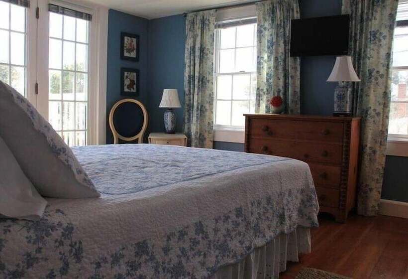 غرفة قياسية سرير مزدوج مطلة على البحر, An English Garden Bed & Breakfast