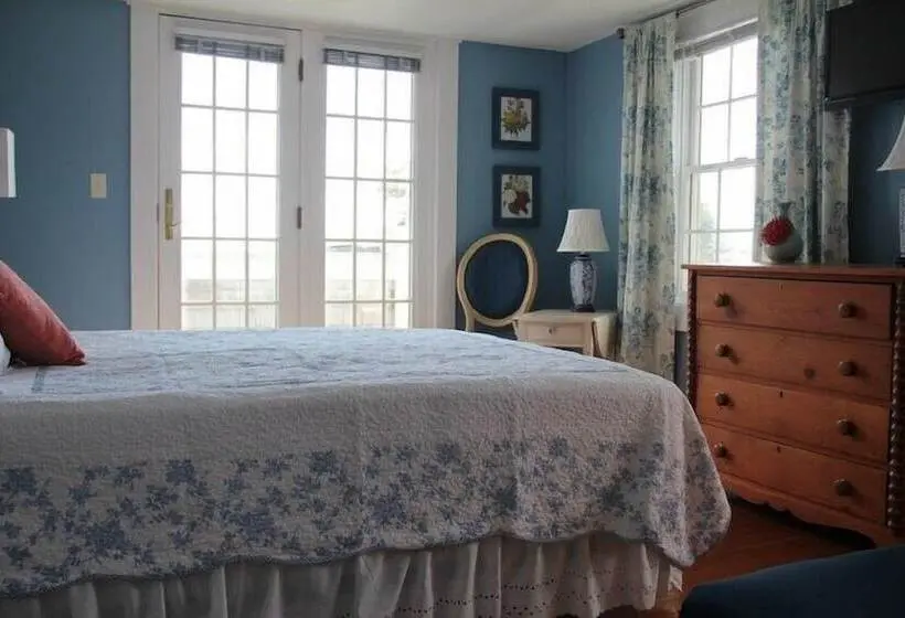 海の見えるダブルベッドスタンダードルーム, An English Garden Bed & Breakfast