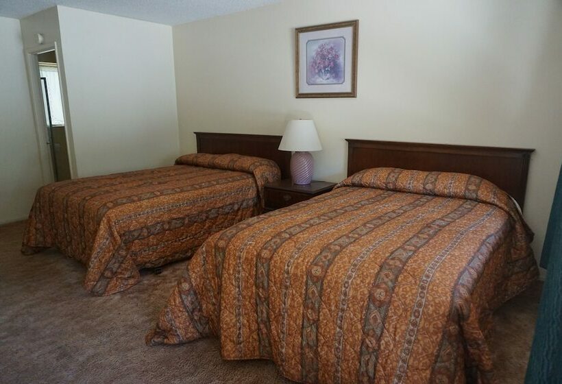 Номер Стандарт 2 Двуспальные Кровати, Blue Gum Motel