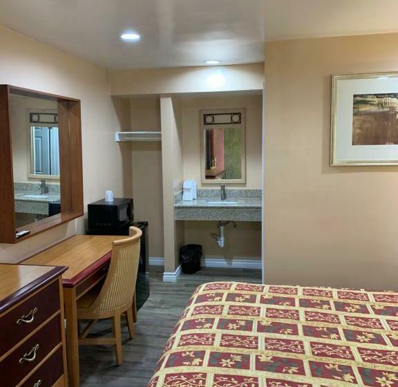 스탠다드 룸, Budget Inn Motel