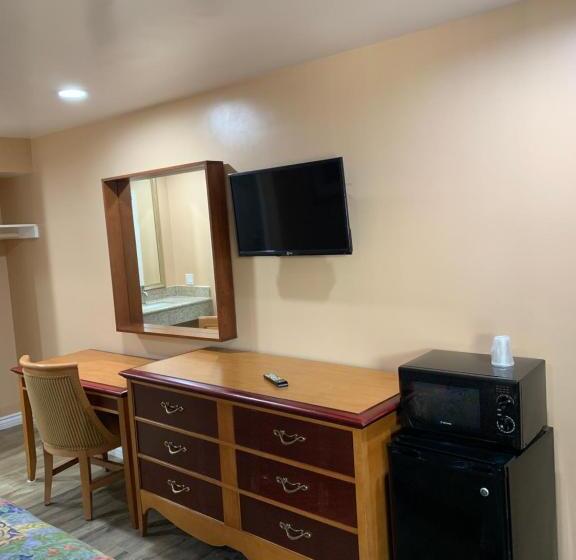 デラックスルーム, Budget Inn Motel