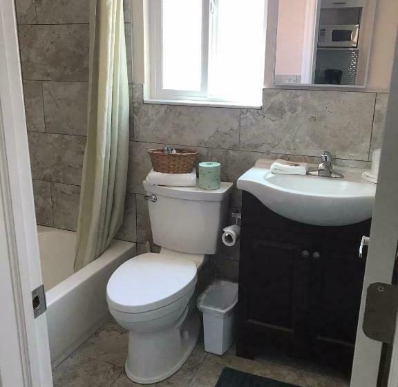Номер Стандарт 2 Двуспальные Кровати, Carlton House Motel And Suites