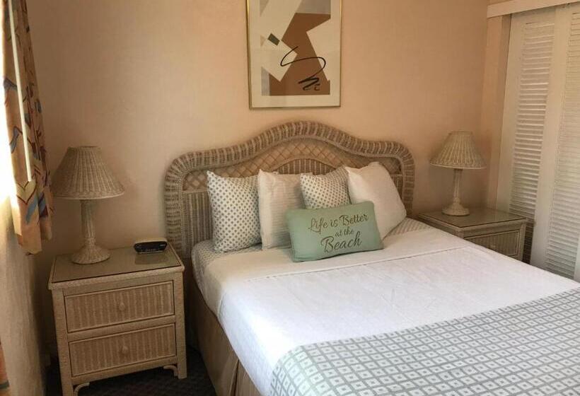 Люкс Повышенной Комфортности, Carlton House Motel And Suites
