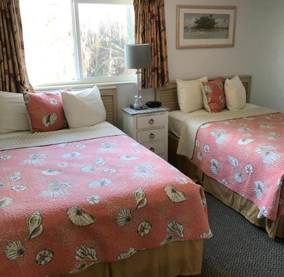 جناح ديلوكس, Carlton House Motel And Suites