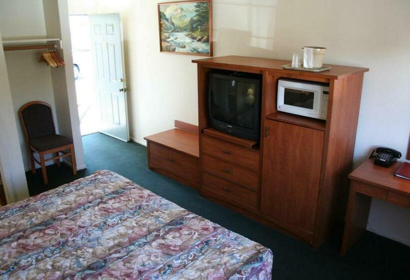 Стандартный Номер Кровать Кинг, Hi Lo Motel, Cafe And Rv Park