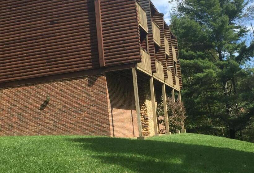 غرفة كلاسيكية رباعية, Highland Hills Motel & Cabins