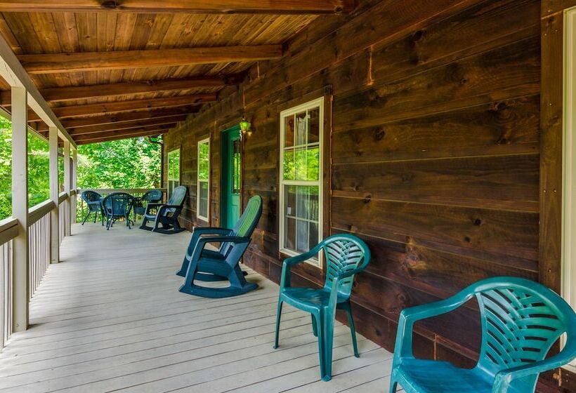 Хижина, Highland Hills Motel & Cabins