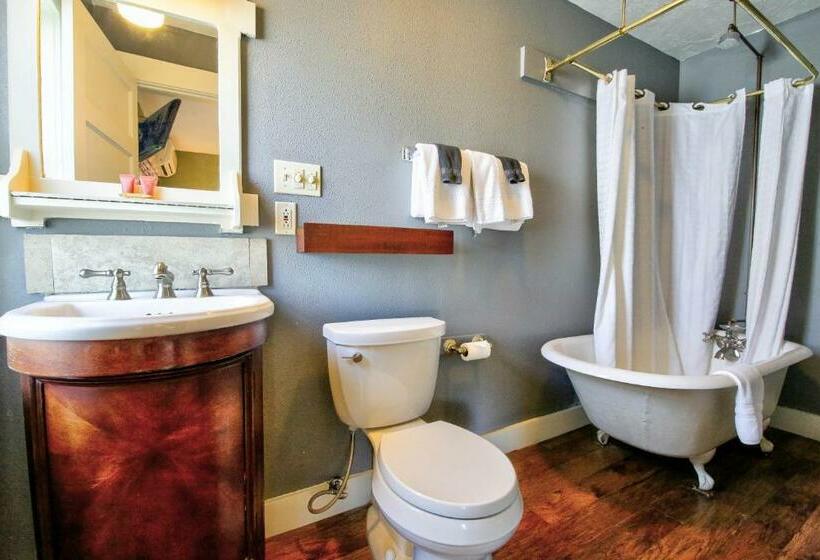 클래식 룸, Charlotte