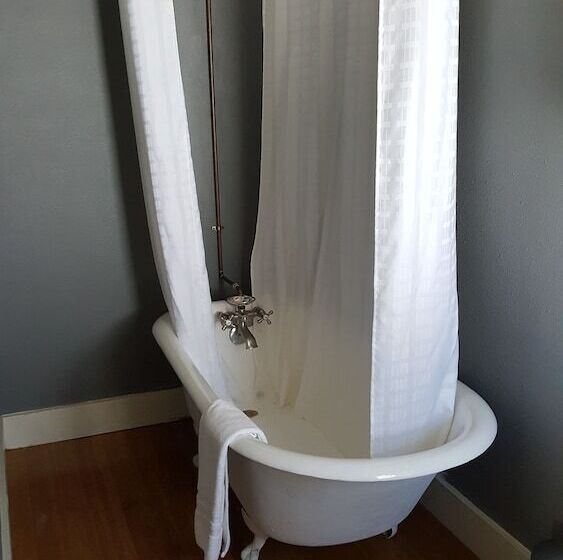 클래식 룸, Charlotte