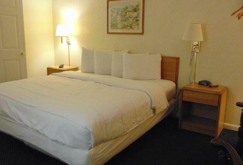 غرفة قياسية سرير كينج لذوى الإحتياجات الخاصة, Oceanside Lodge