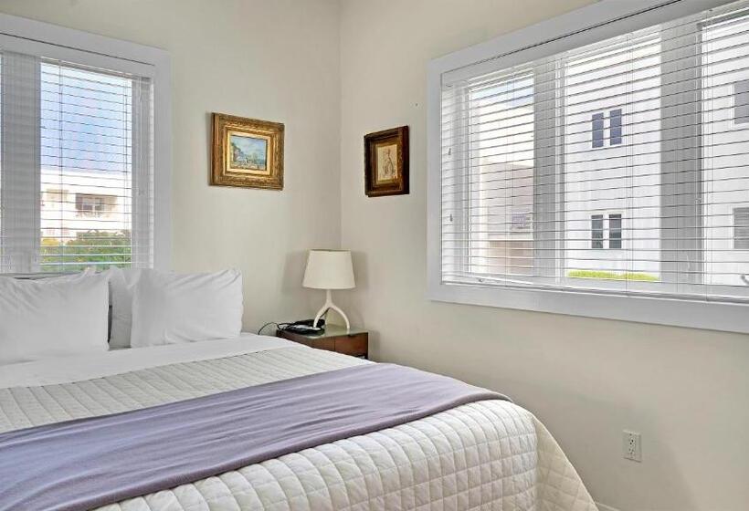 带2个卧室的公寓, The Hermitage At Napeague