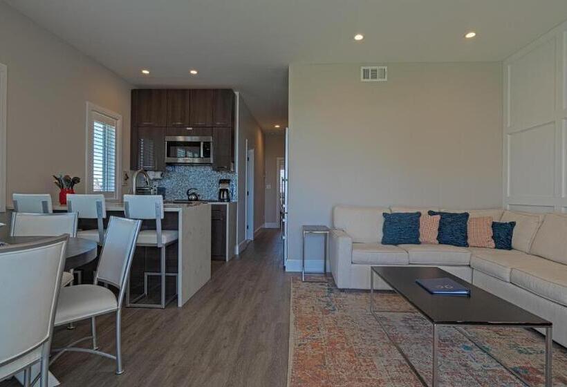 شقة غرفتين نوم مطلة على حمام السباحة, The Hermitage At Napeague