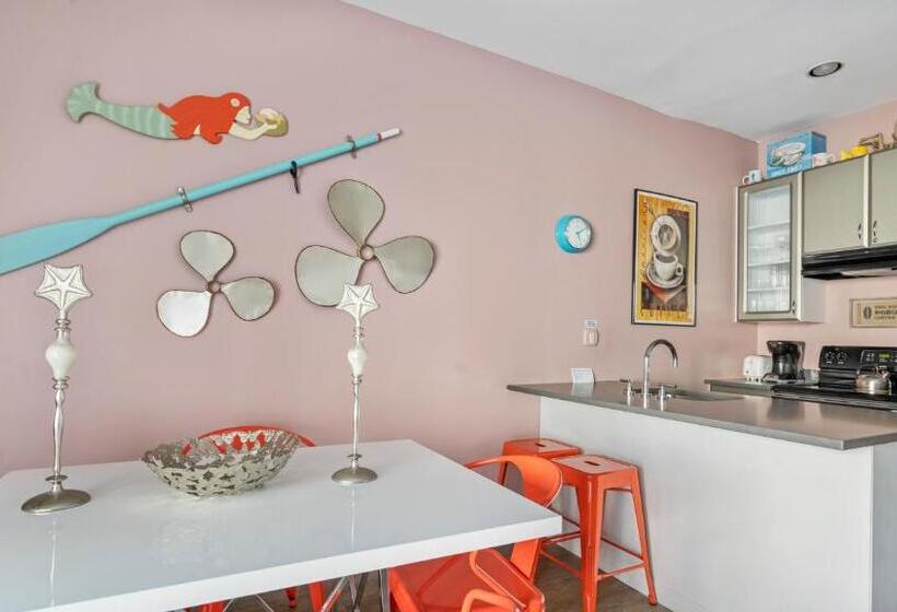 شقة غرفتين نوم مطلة على حمام السباحة, The Hermitage At Napeague