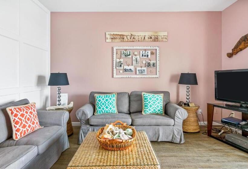 شقة غرفتين نوم مطلة على حمام السباحة, The Hermitage At Napeague