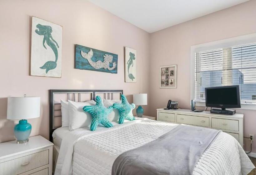 شقة غرفتين نوم مطلة على حمام السباحة, The Hermitage At Napeague