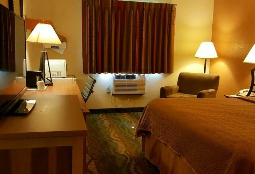 غرفة قياسية سرير كينج, Travelodge By Wyndham Muskegon