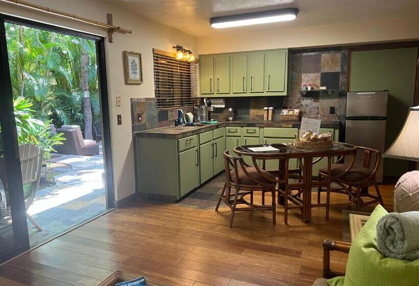 Люкс Повышенной Комфортности, Maui What A Wonderful World Bed & Breakfast