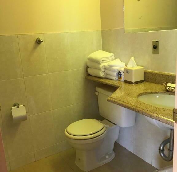 带2个双人床的标准工作室, Motel 88