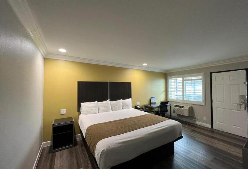 غرفة قياسية سرير كينج, Deluxe Inn Hawthorne/ Lax