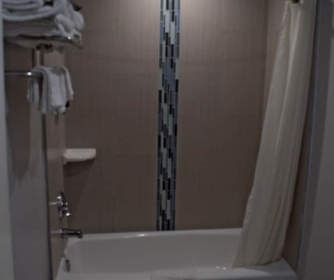 غرفة قياسية, Deluxe Inn Hawthorne/ Lax