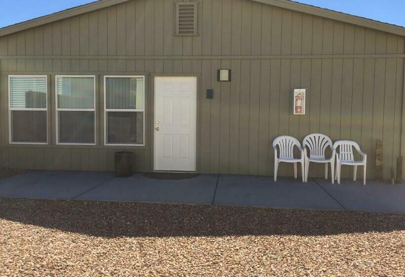 בונגלו סטנדרט 2 חדרי שינה, Harbour Inn