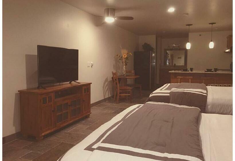 סוויטה דלוקס, Harbour Inn