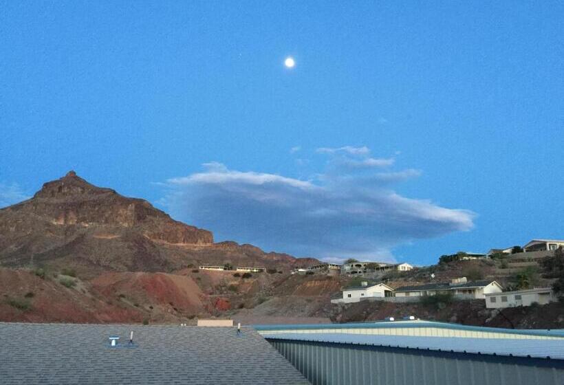 סטודיו סטנדרט עם מרפסת, Harbour Inn