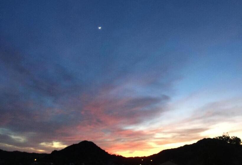 סטודיו סטנדרט עם מרפסת, Harbour Inn