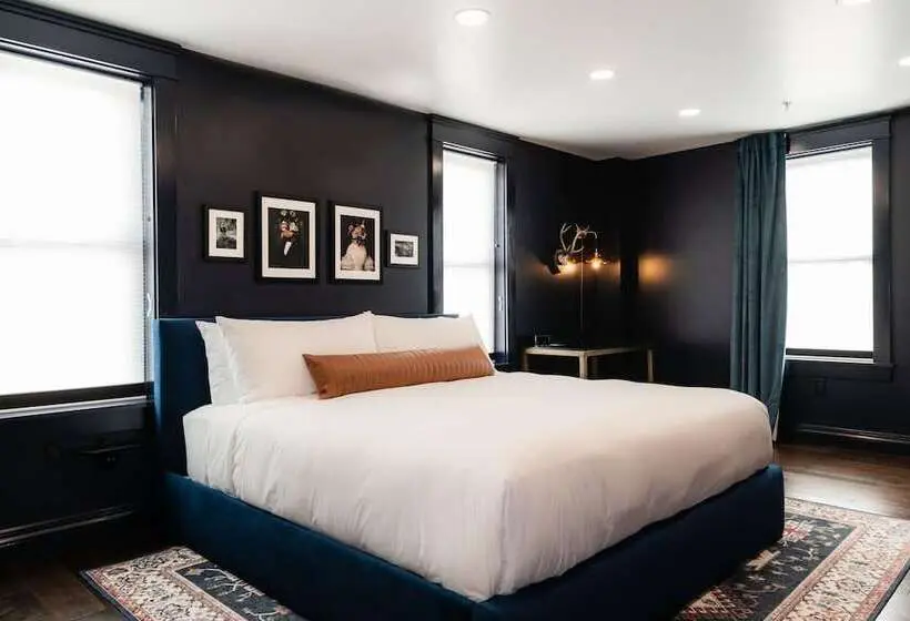 デラックスルーム, The Hotel Melrose