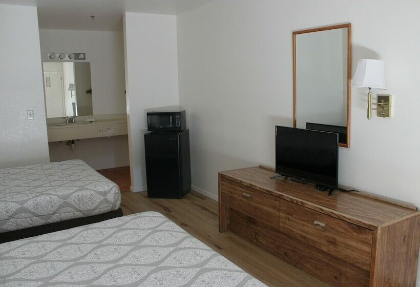 غرفه قياسيه سريرين مزدوجين, Lodge On The River