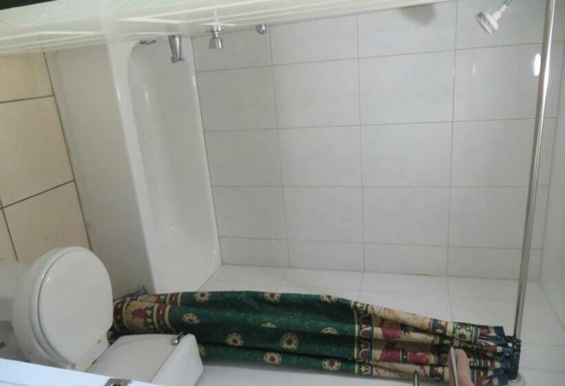 חדר סטנדרט, Mustang Inn And Suites