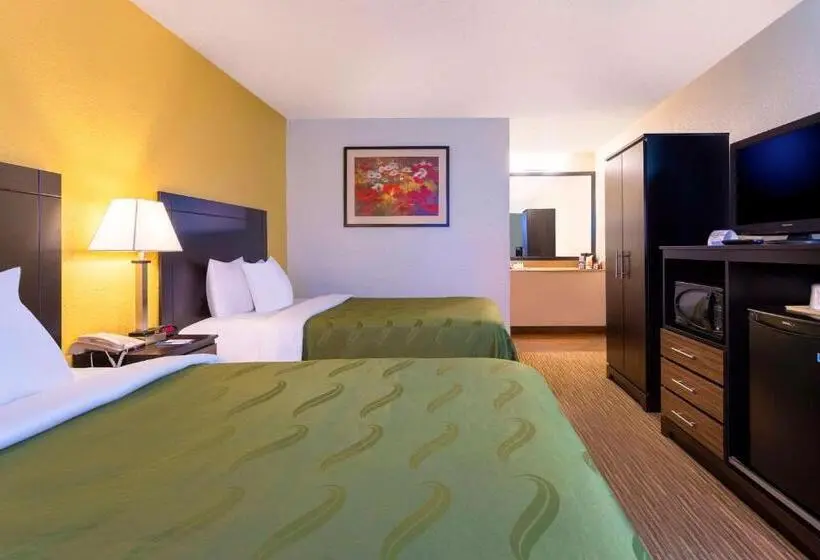 Standard-huone 2 Parivuodetta, Quality Inn At Arlington Highlands
