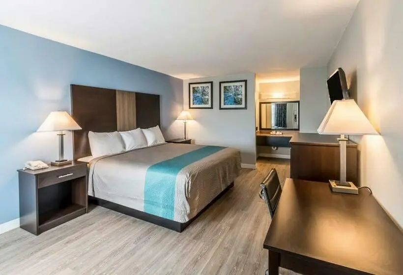 キングサイズベッドのスタンダードルーム, Econo Lodge