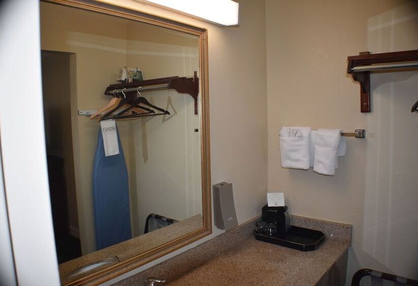２ダブルベッドのスタンダードルーム, The Guest Lodge Gainesville