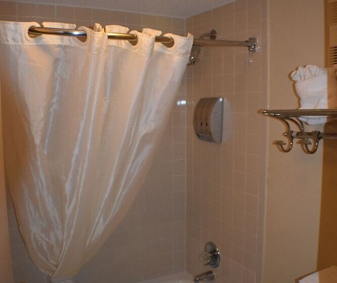 חדר סטנדרט שתי מיטות זוגיות, The Guest Lodge Gainesville