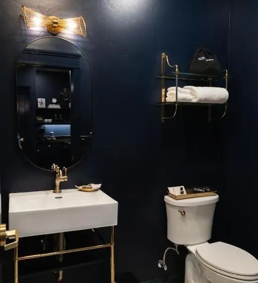 デラックススイート, The Hotel Melrose