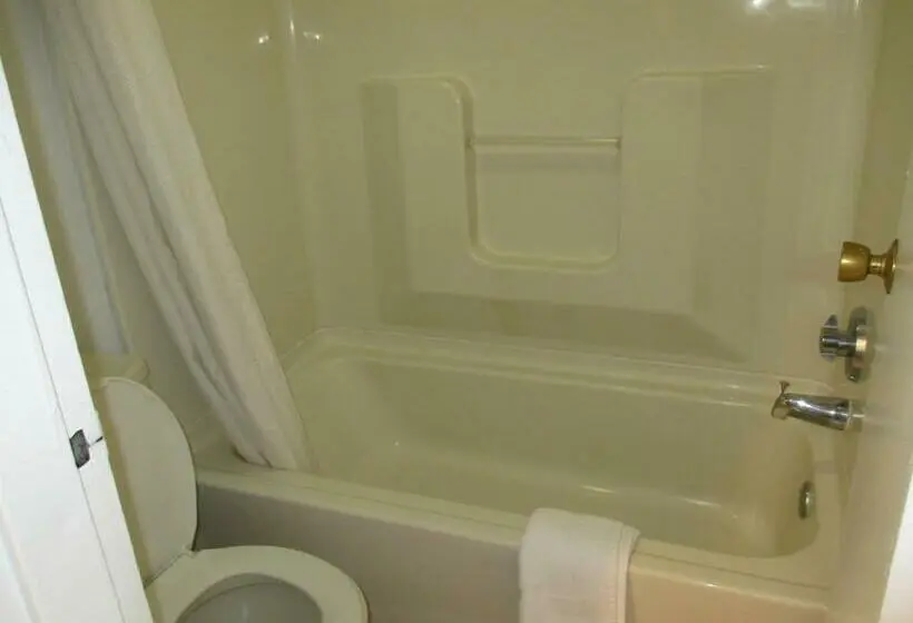 スタンダードルーム, Travel Inn & Suites