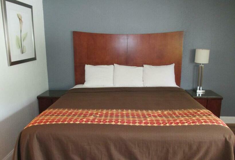 غرفة قياسية سرير كينج, Travel Inn & Suites