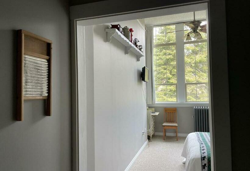 Номер Стандарт, Northside School Bed & Breakfast