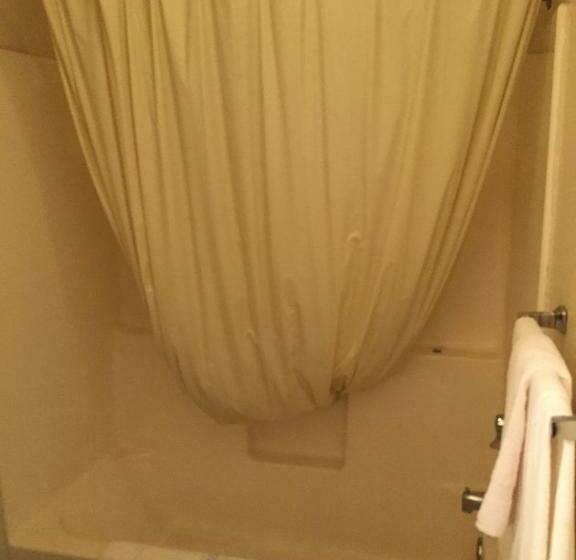 غرفة قياسية, Summer Wind Budget Motel