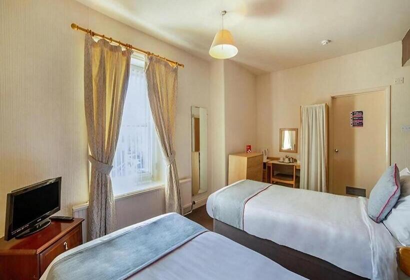 スタンダード4人部屋, Cumberland