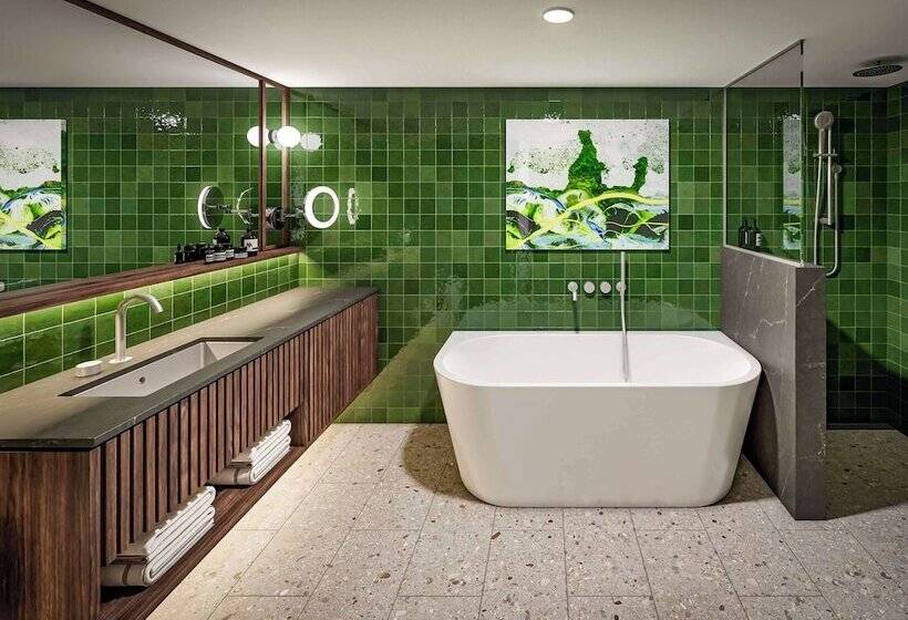 استودیوی سوپریور, Peppers Gladstone