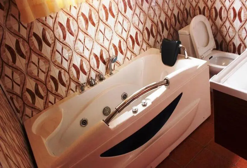اتاق استاندارد با چشم‌انداز کوهستان, Boston Villa Motel