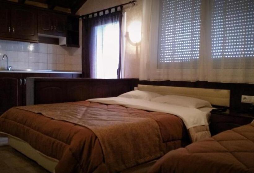 חדר משפחתי, Filippion